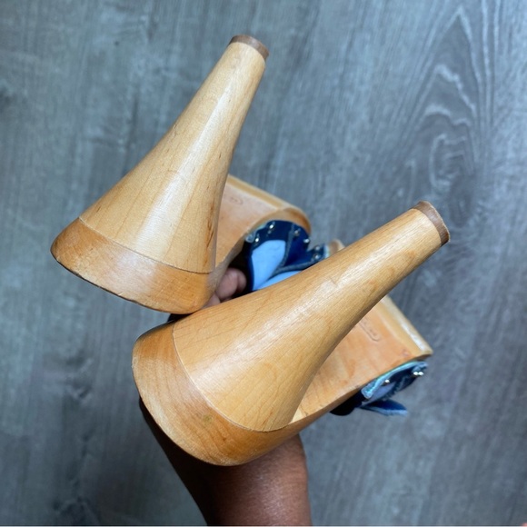COACH‎ WOODEN HEEL MULES - Picture 8 of 12